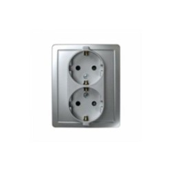 Simon M139854 - Enchufe con toma tierra serie 15 aluminio